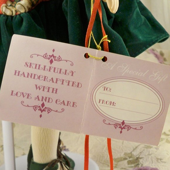 Mistletoe Miss Collectable Tradition Porcelain Doll W/Stand - Picture 4 of 8